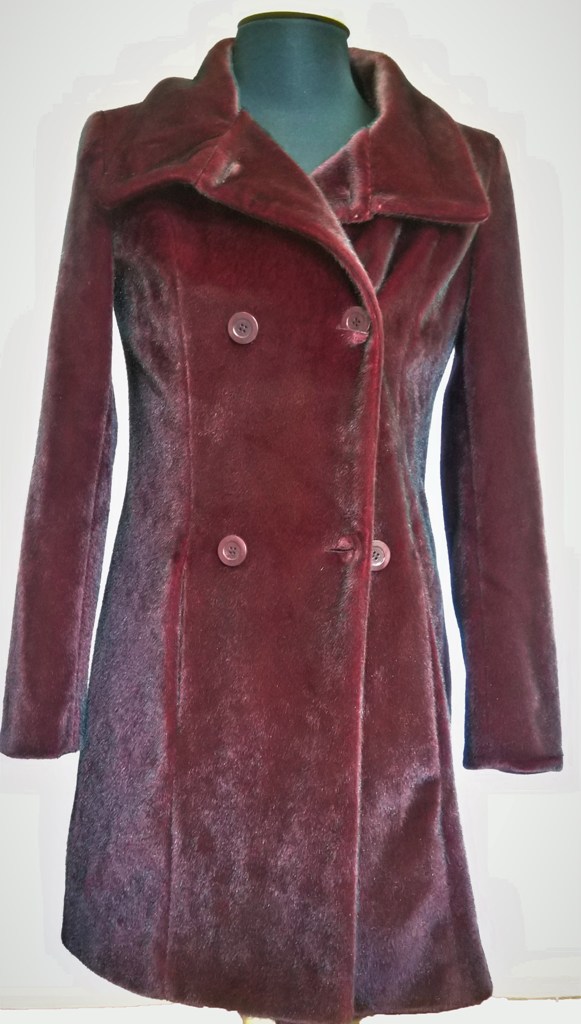 Flocked coat with synthetic fur